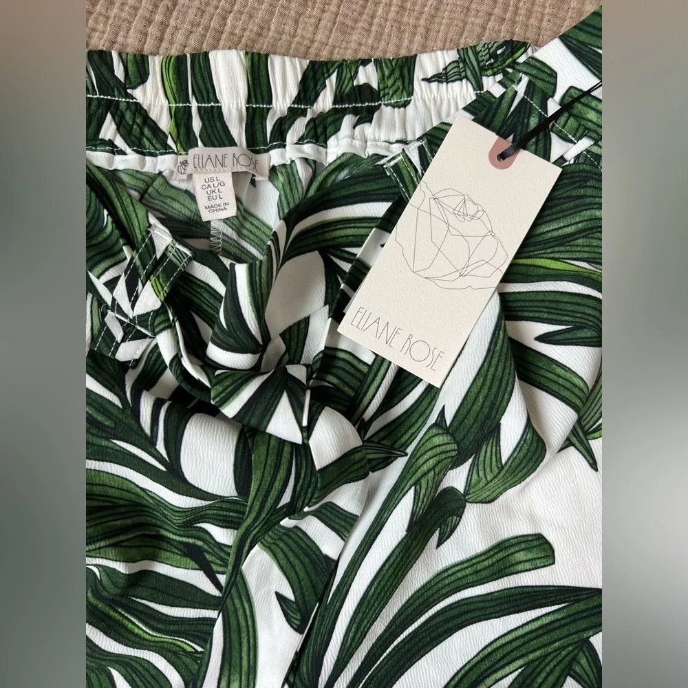 Elaine Rose tropical shorts NWT , Size L